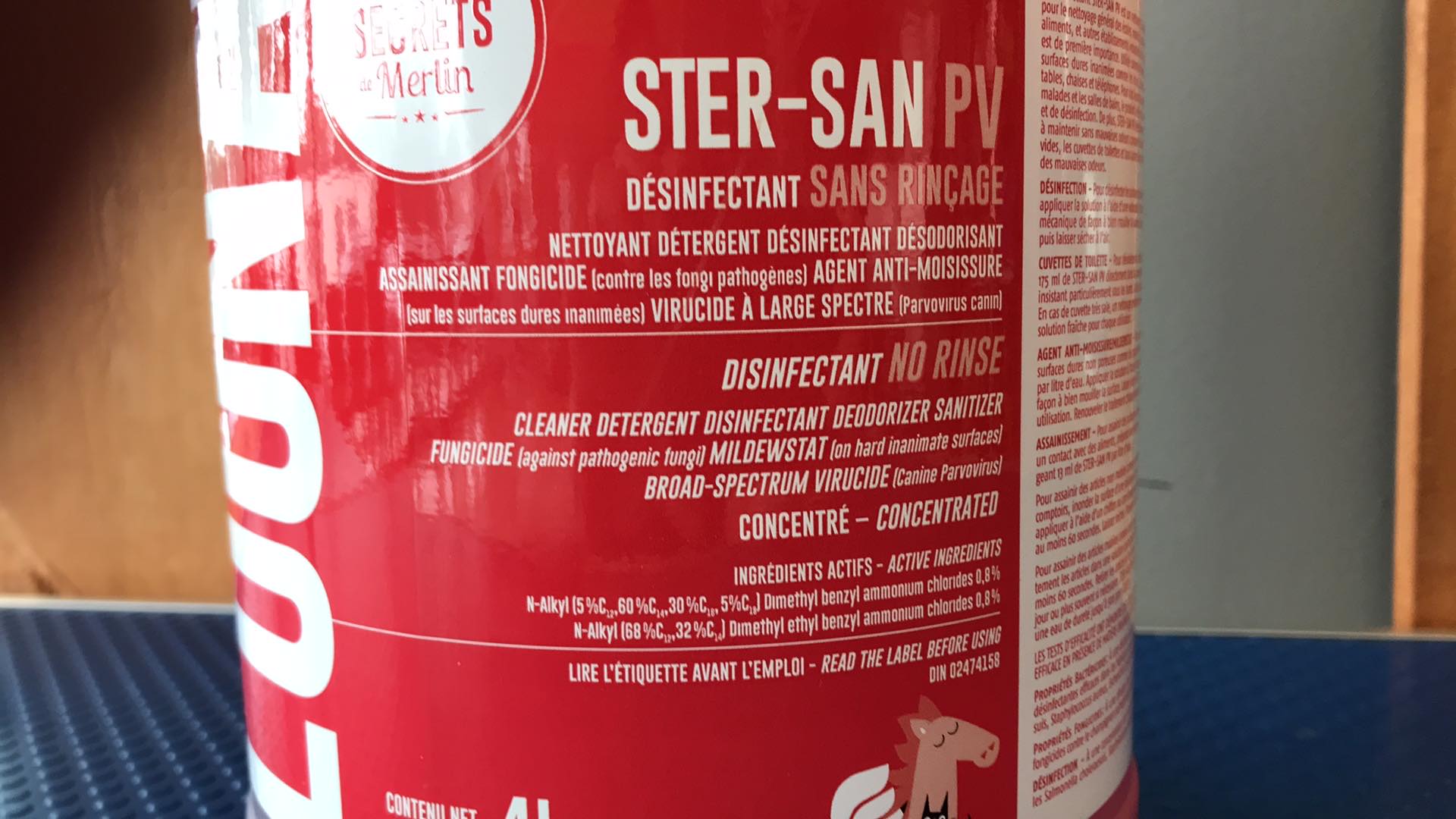 Loona Ster-San PV concentré 4 Litres, Désinfectant fongicide, virucide sans rinçage
